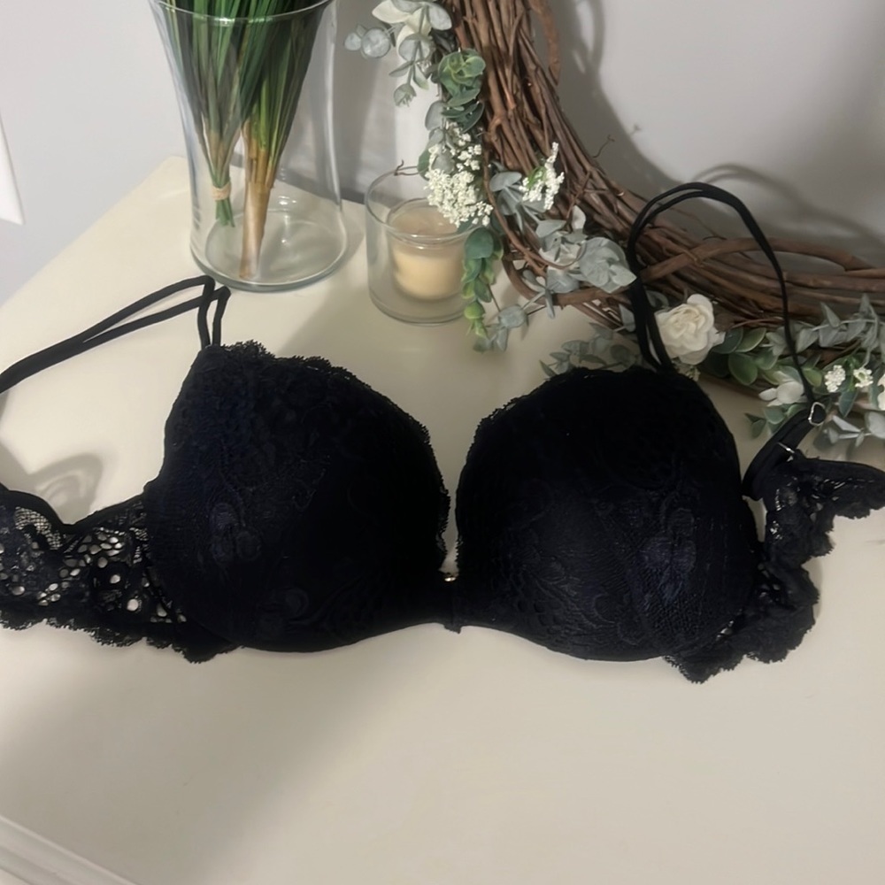 VS very sexy bra